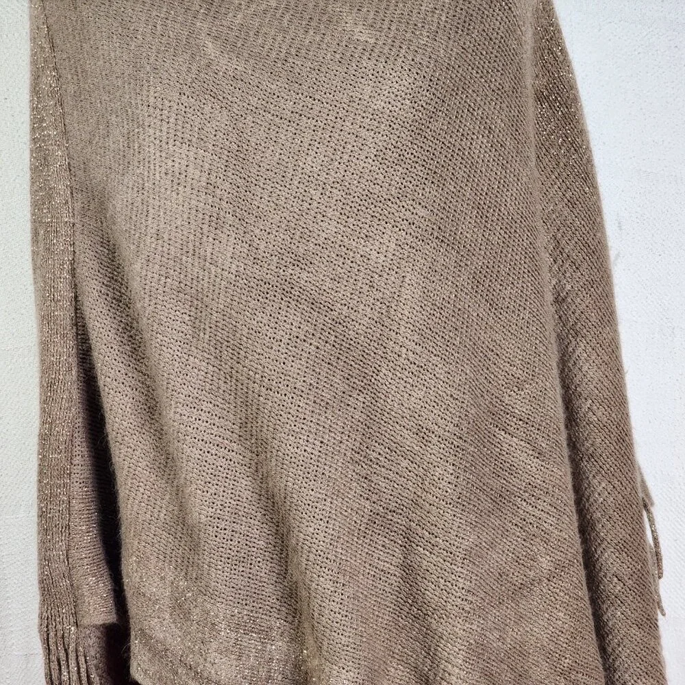 Unbranded Womens Dark Tan with Gold Metallic Trim Acrylic Sweater Poncho OSFM - Picture 6 of 16